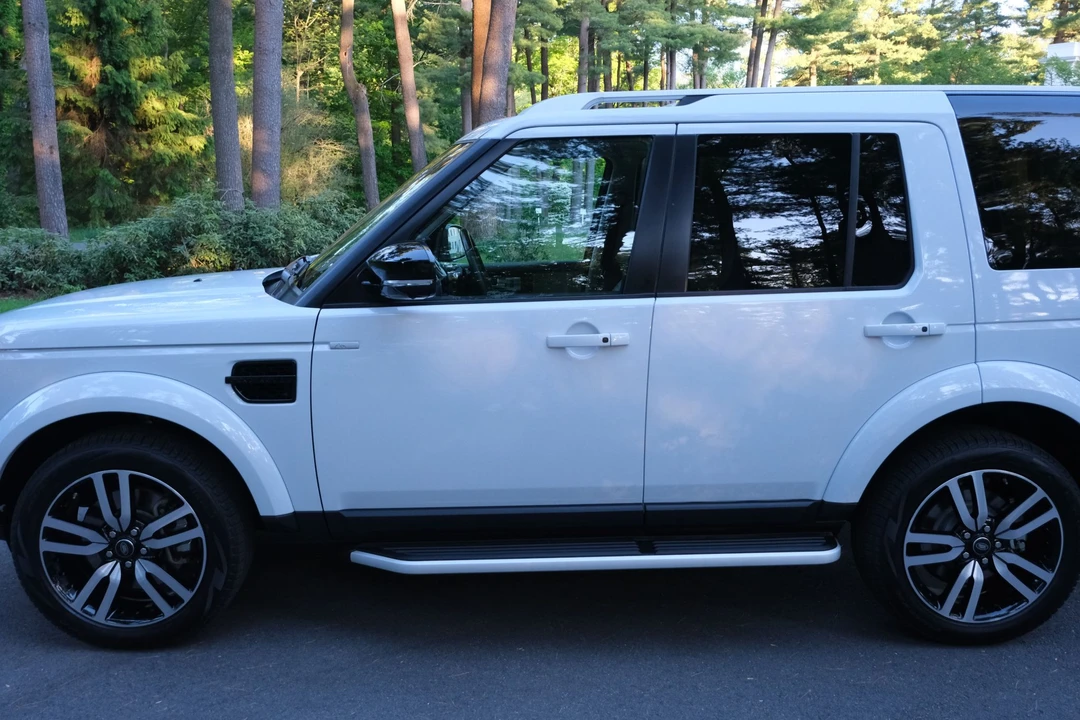 2016 Land Rover Discovery 4th Gen - Image 16 of 31