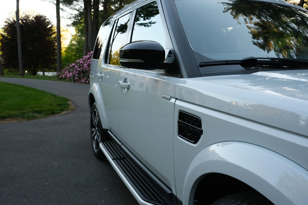 2016 Land Rover Discovery 4th Gen - Image 23 of 31