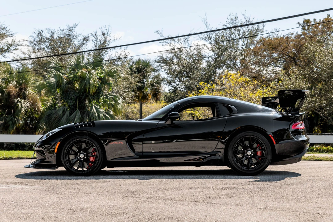 2017 Dodge Viper ACR 5th Gen - Image 5 of 31