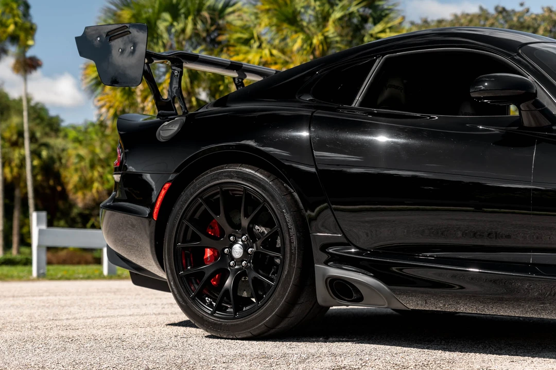 2017 Dodge Viper ACR 5th Gen - Image 11 of 31