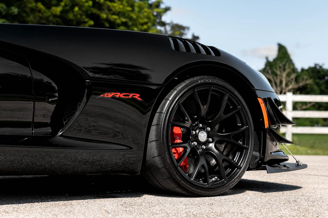 2017 Dodge Viper ACR 5th Gen - Image 15 of 31