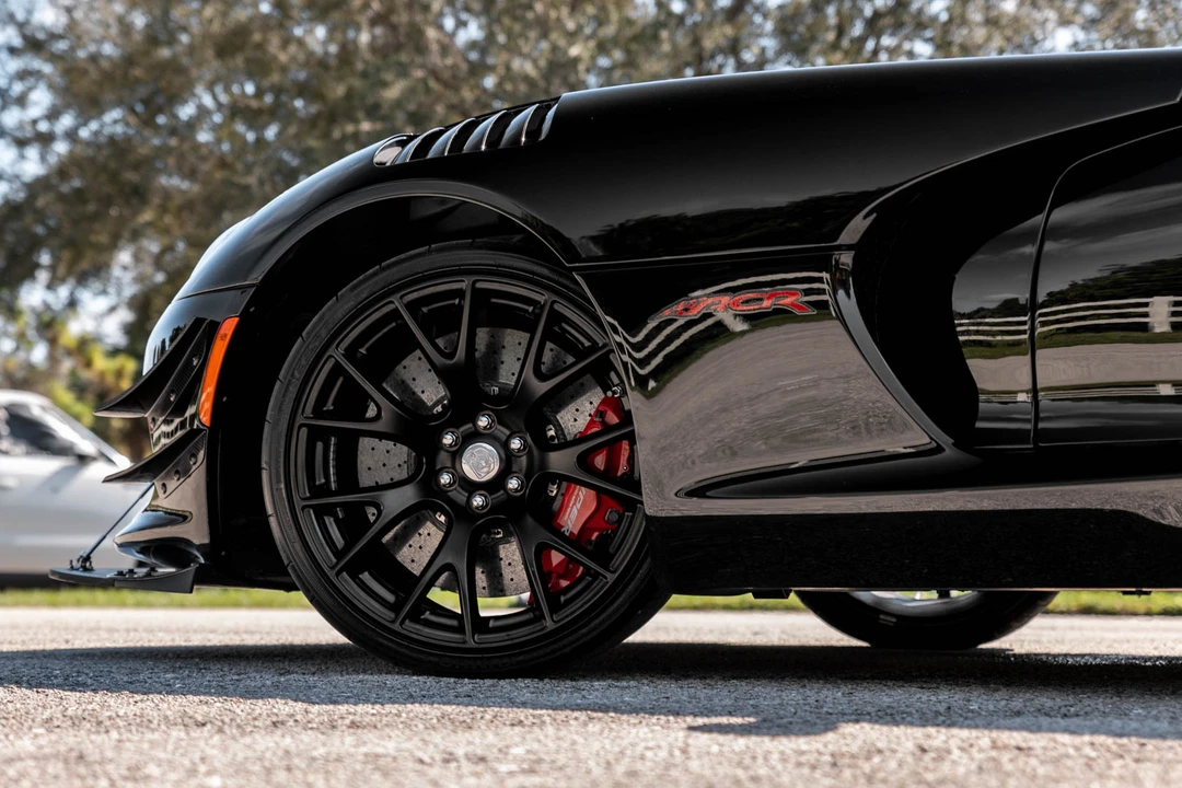 2017 Dodge Viper ACR 5th Gen - Image 16 of 31