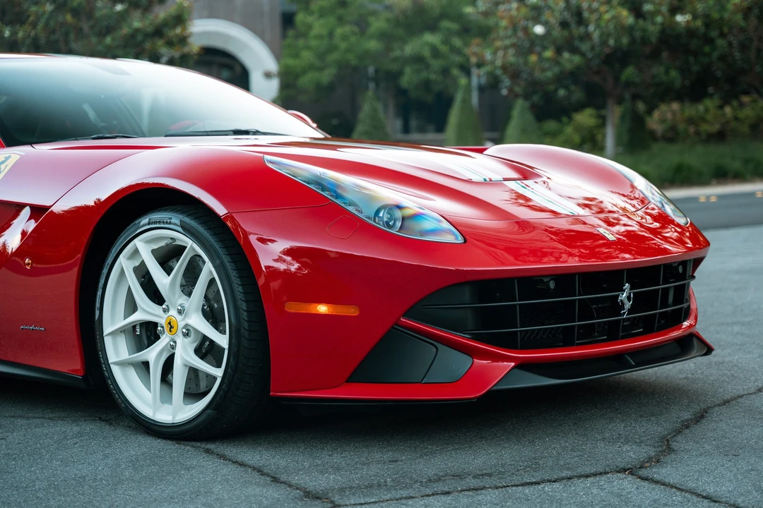 2017 Ferrari F12berlinetta - Image 27 of 31