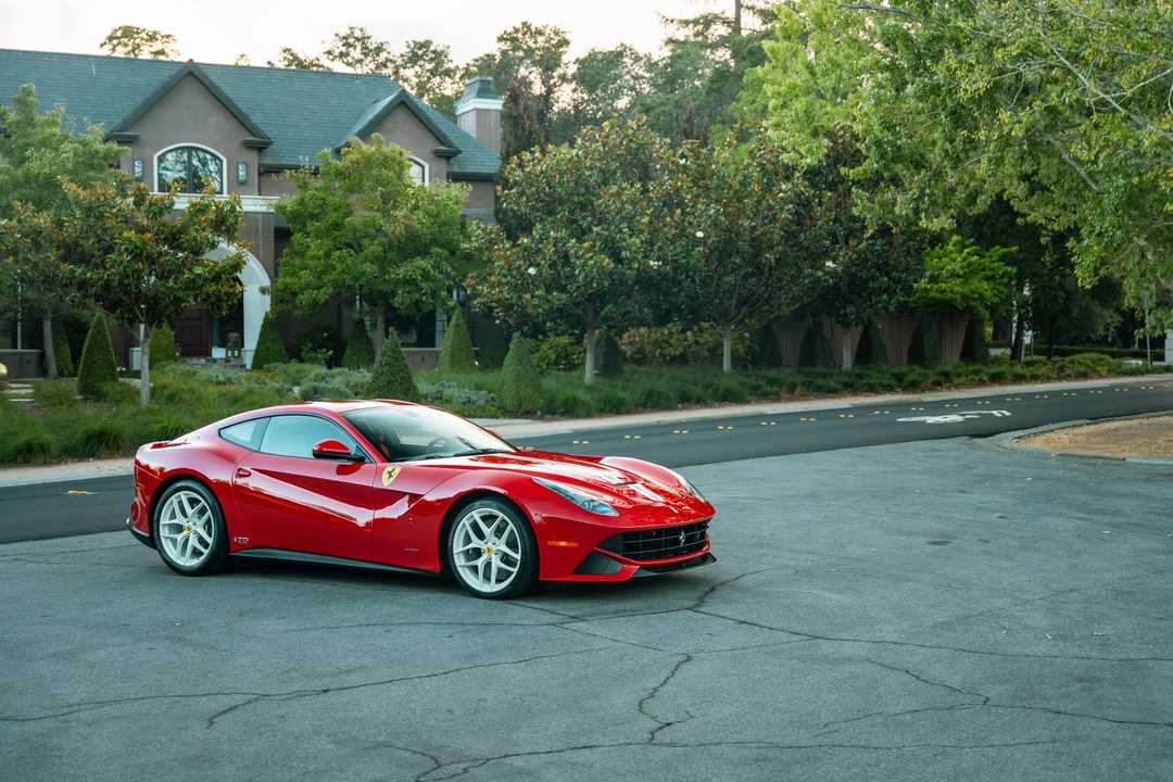 2017 Ferrari F12berlinetta - Image 8 of 31