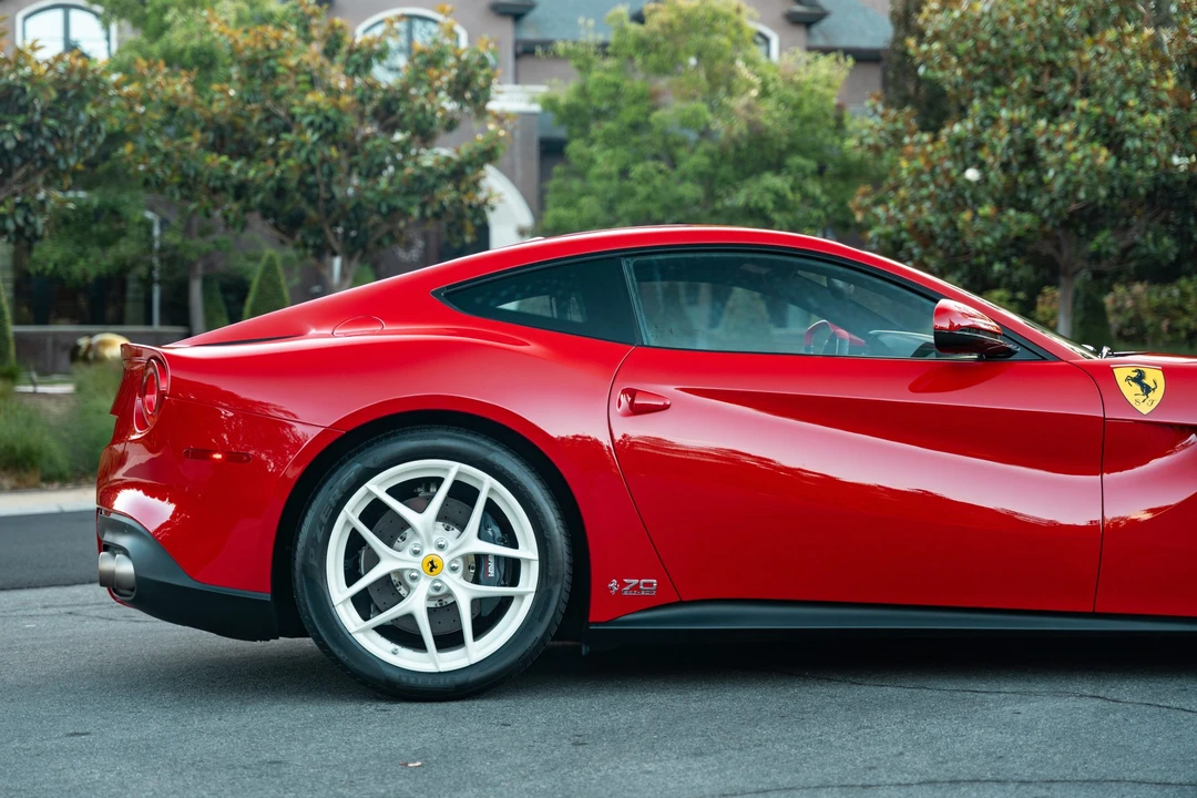 2017 Ferrari F12berlinetta - Image 30 of 31