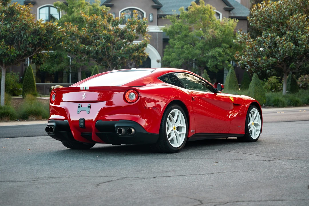 2017 Ferrari F12berlinetta - Image 10 of 31