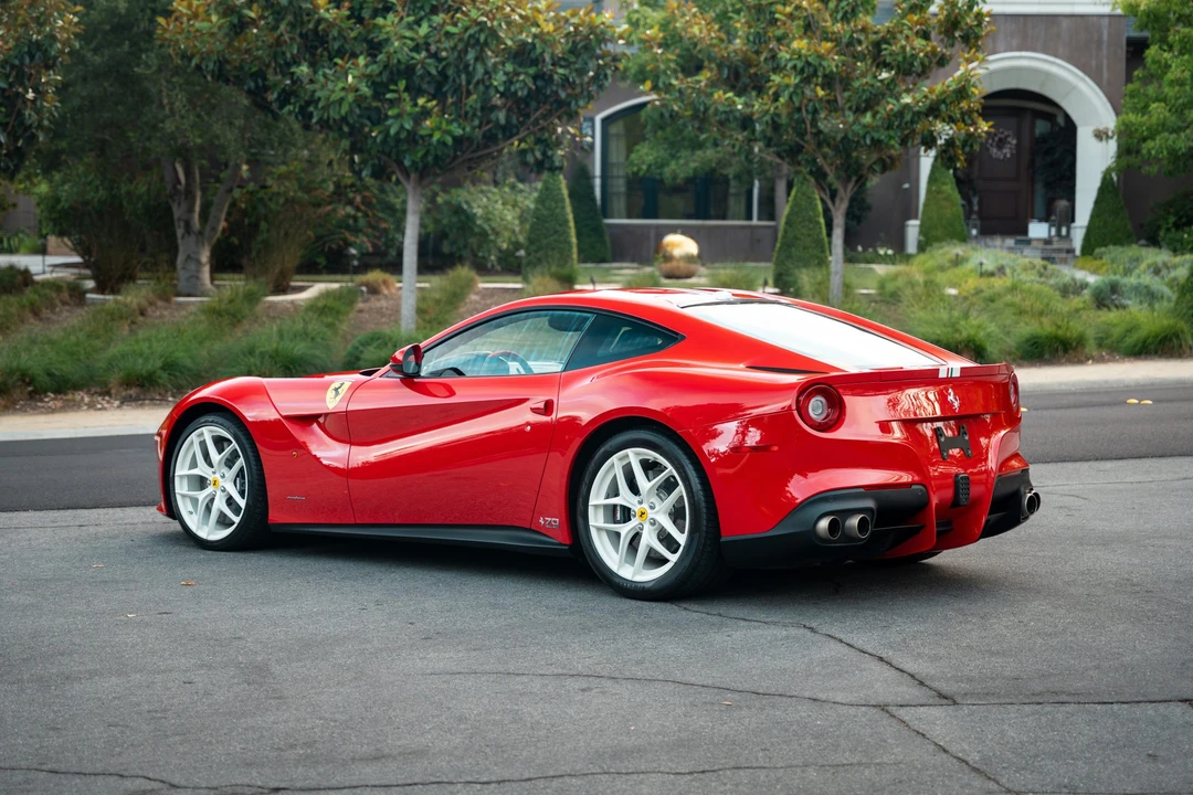 2017 Ferrari F12berlinetta - Image 13 of 31