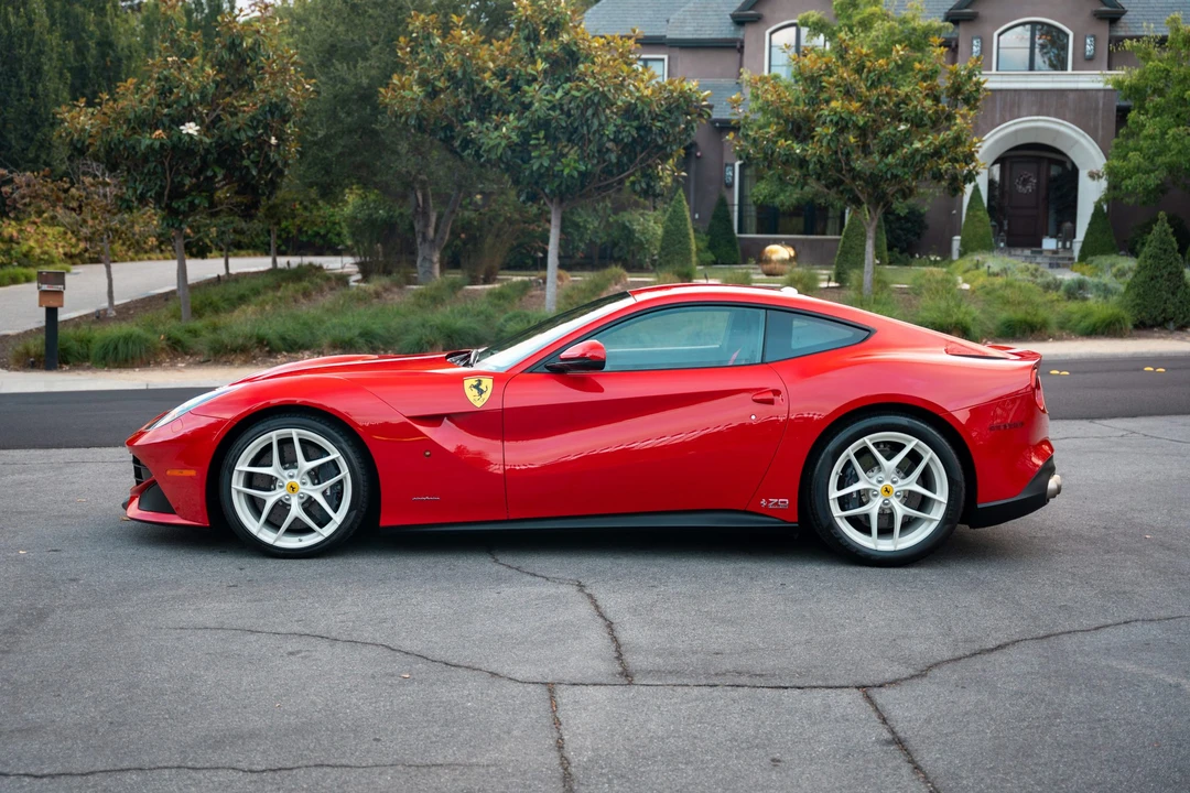 2017 Ferrari F12berlinetta - Image 14 of 31