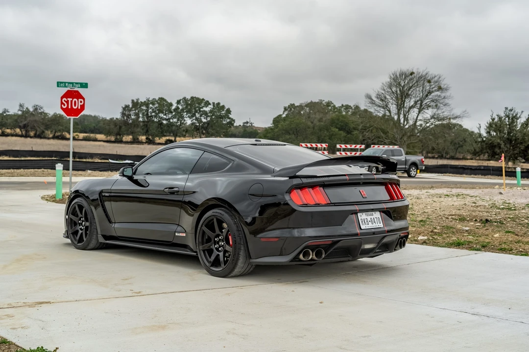 2018 Ford S550 Shelby Mustang GT350R - Image 4 of 31