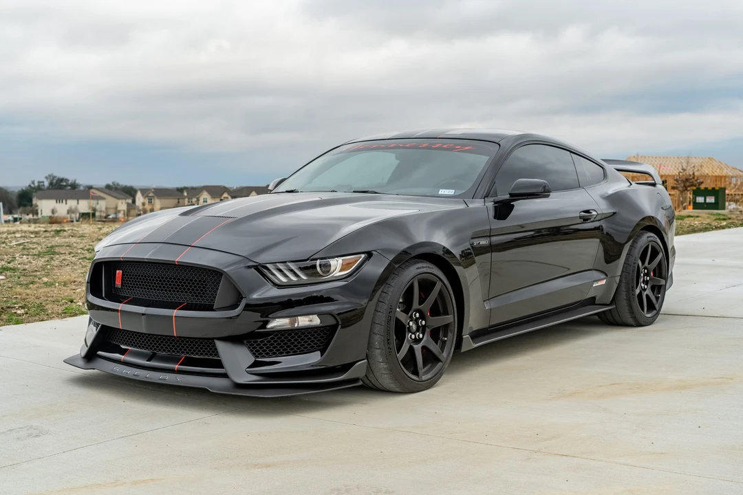 2018 Ford S550 Shelby Mustang GT350R - Image 2 of 31