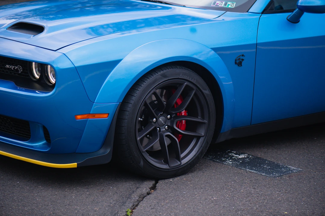 2019 Dodge Challenger SRT Hellcat 3rd Gen - Image 25 of 31