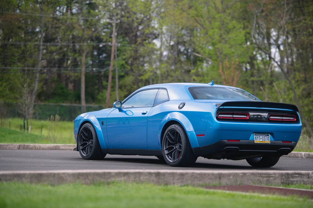 2019 Dodge Challenger SRT Hellcat 3rd Gen - Image 15 of 31