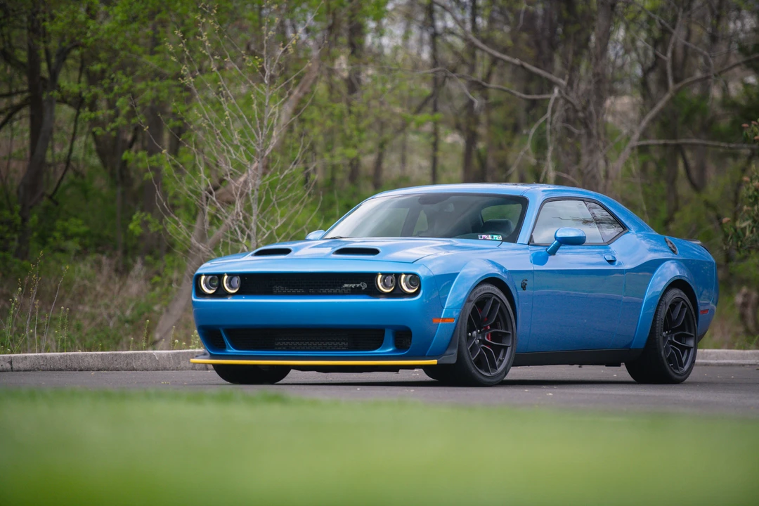 2019 Dodge Challenger SRT Hellcat 3rd Gen - Image 4 of 31