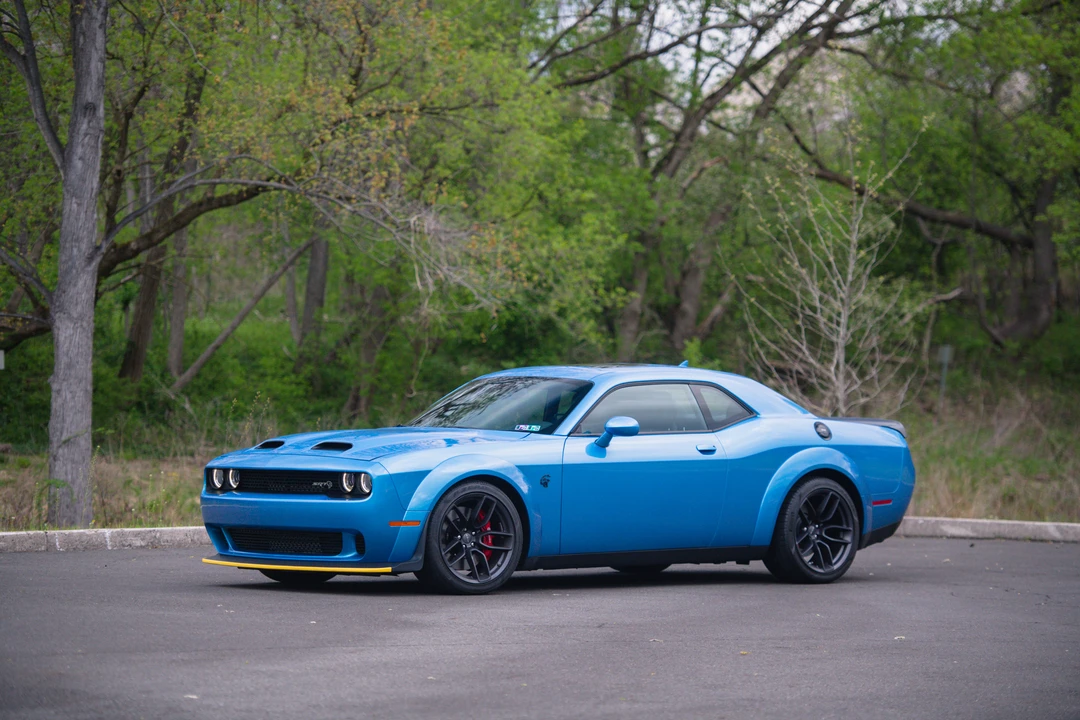 2019 Dodge Challenger SRT Hellcat 3rd Gen - Image 10 of 31