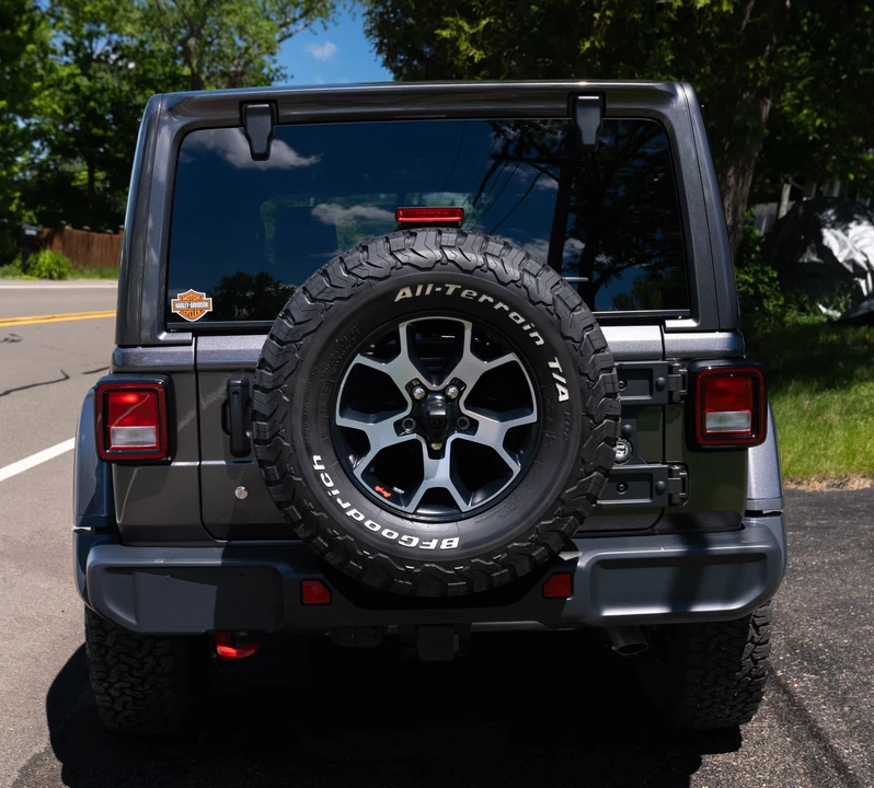 2019 Jeep JL Wrangler - Image 9 of 31