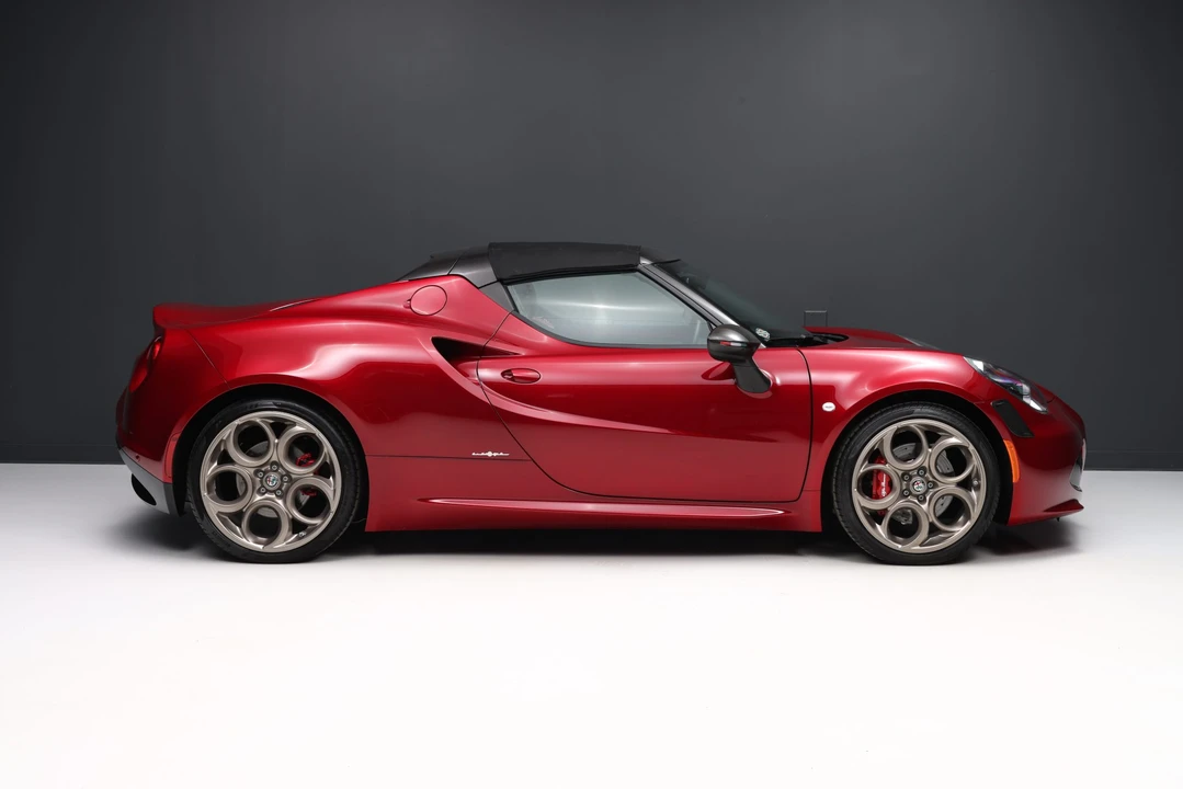 2020 Alfa Romeo 4C Spider - Image 22 of 31