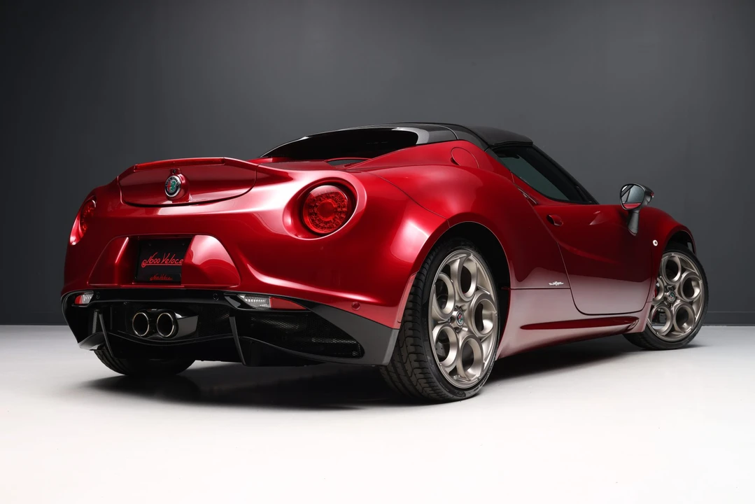 2020 Alfa Romeo 4C Spider - Image 24 of 31