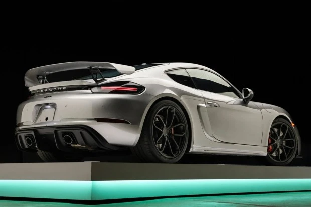 2021 Porsche 718 Cayman GT4 - Image 2 of 7
