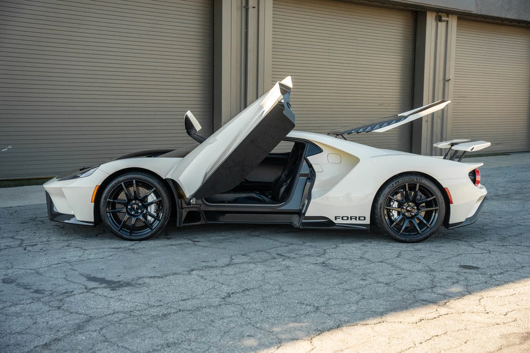 2022 Ford GT 2nd Gen - Image 12 of 31