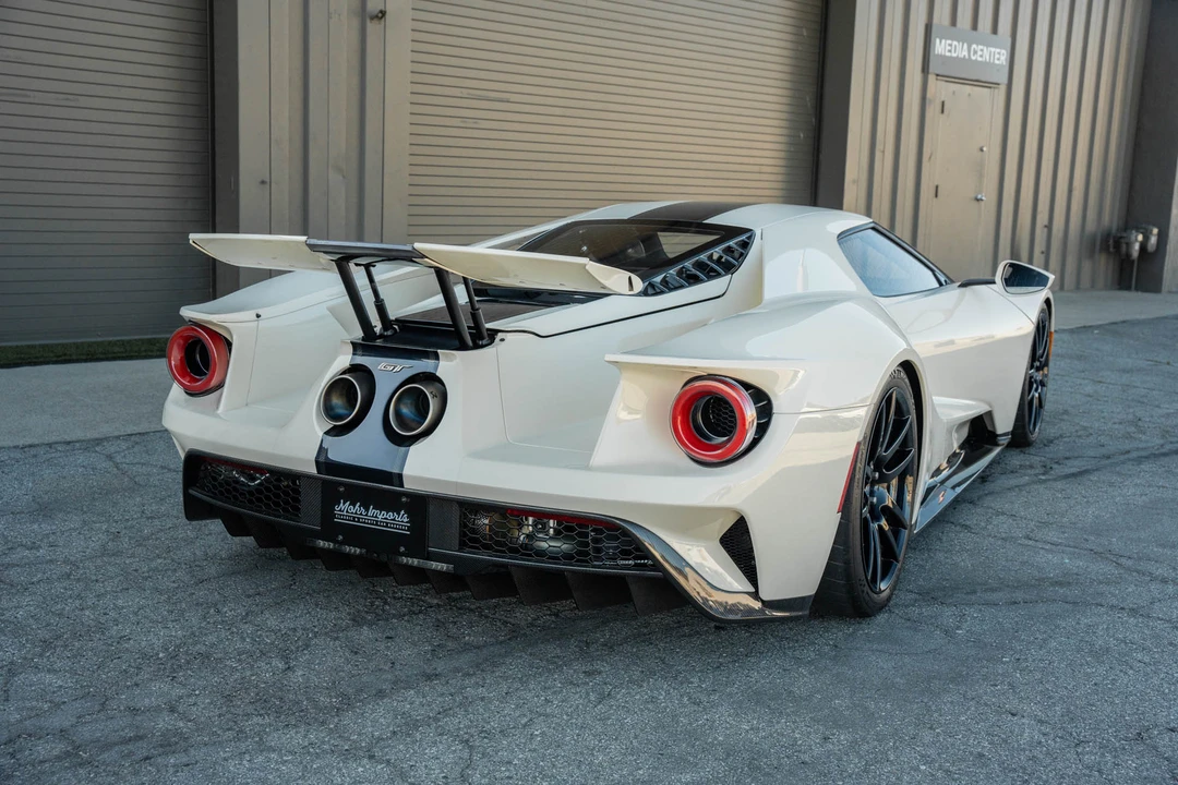 2022 Ford GT 2nd Gen - Image 23 of 31