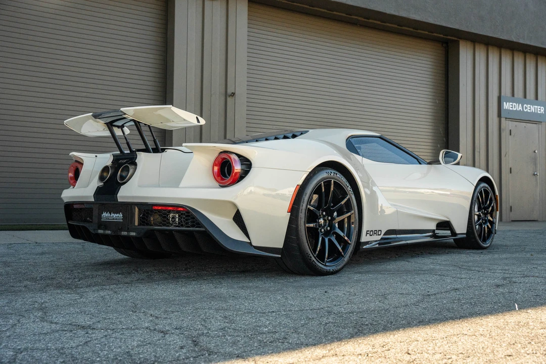 2022 Ford GT 2nd Gen - Image 28 of 31