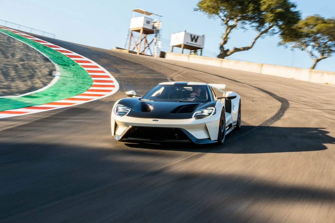 2022 Ford GT 2nd Gen - Image 5 of 31