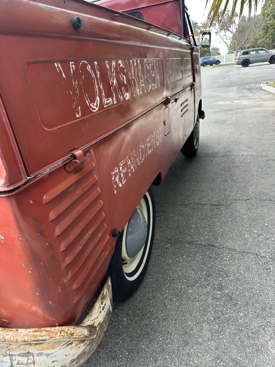 1960 Volkswagen Split-Window Pickup - Image 22 of 31