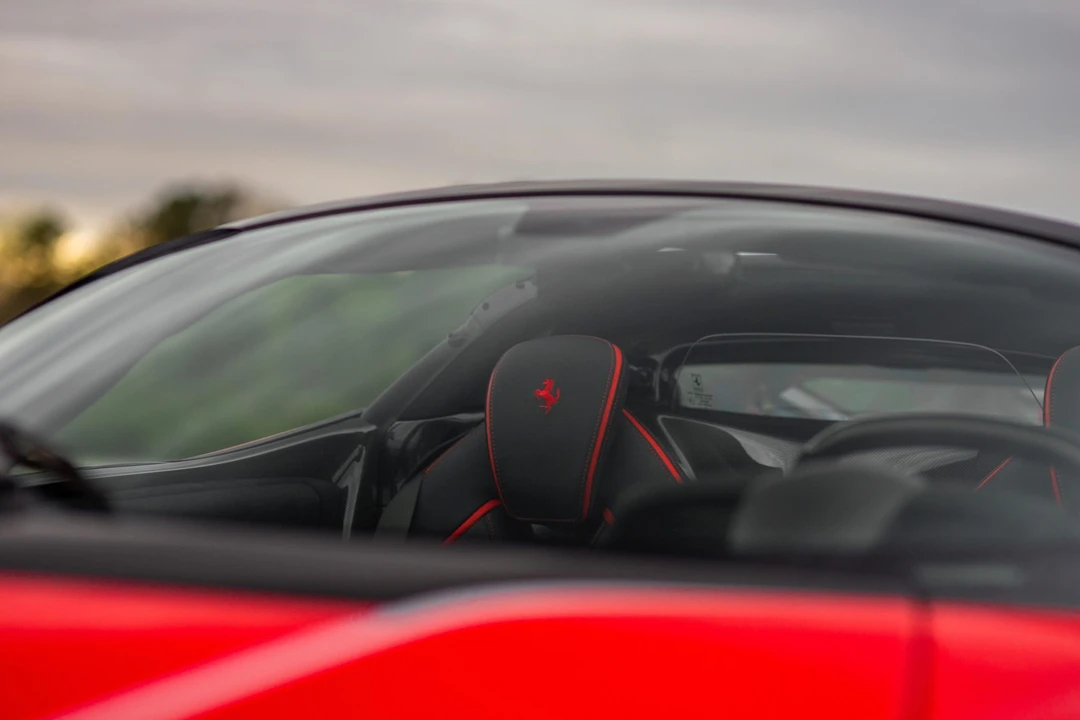 2017 Ferrari LaFerrari Aperta - Image 26 of 31