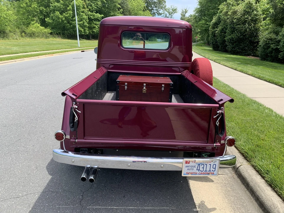Willys Pickup - Image 6 of 31