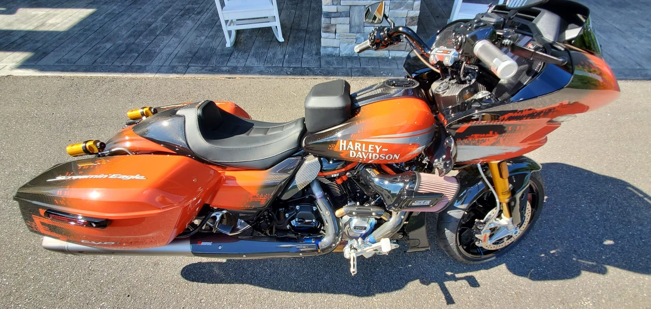 2025 Harley-Davidson CVO - Image 11 of 31
