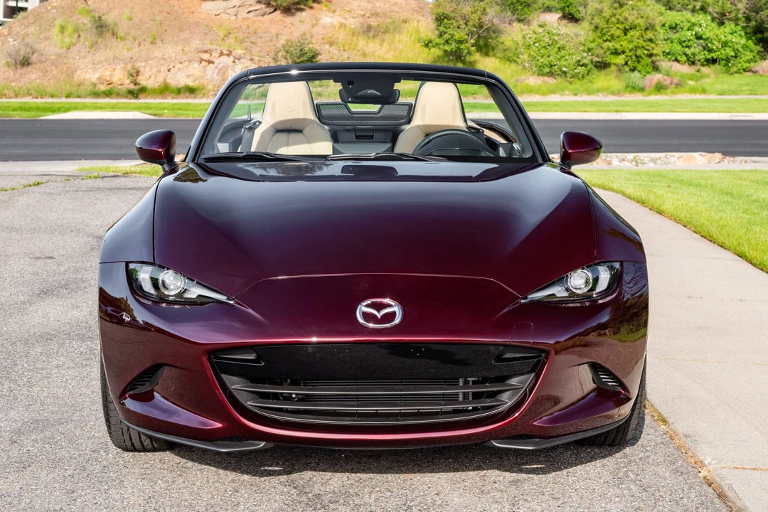 2025 Mazda ND MX-5 Miata - Image 2 of 31
