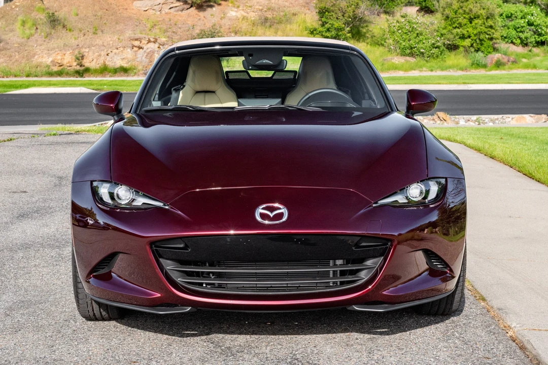 2025 Mazda ND MX-5 Miata - Image 11 of 31