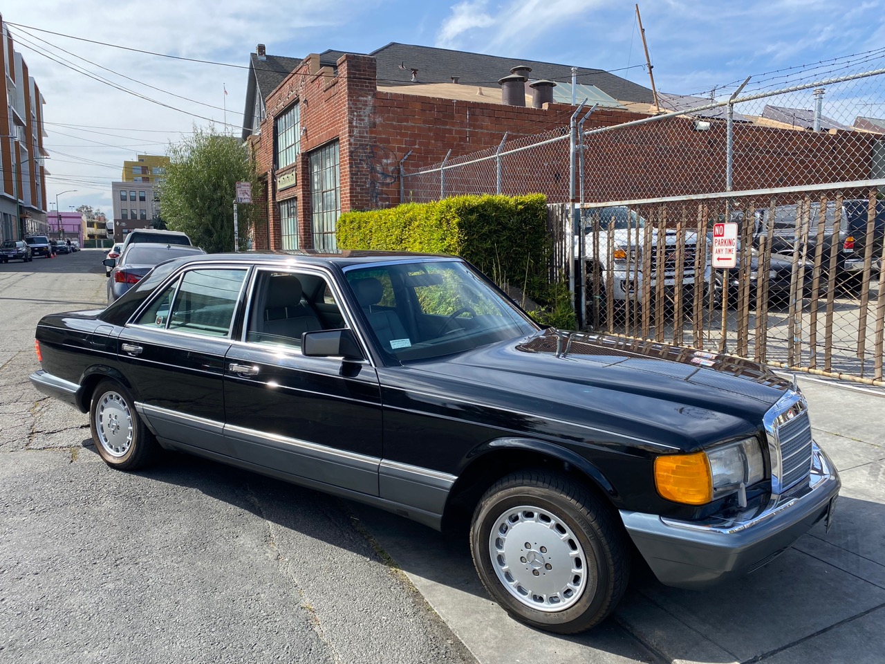 1990 Mercedes-Benz 300SE