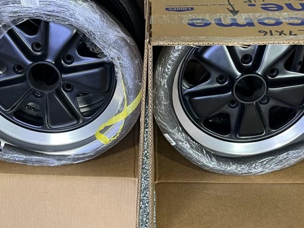 Parts & Memorabilia Fuchs Wheels - Image 5 of 5
