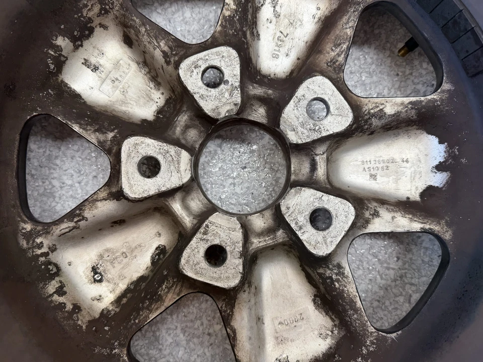 Parts & Memorabilia Fuchs Wheels - Image 18 of 24