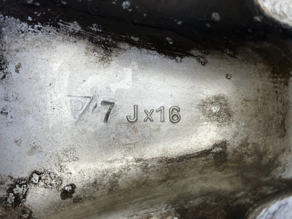Parts & Memorabilia Fuchs Wheels - Image 24 of 24