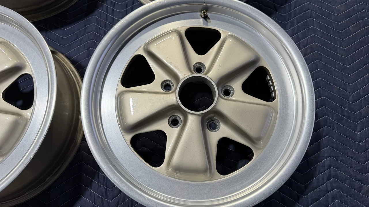 Parts & Memorabilia Fuchs Wheels - Image 14 of 31