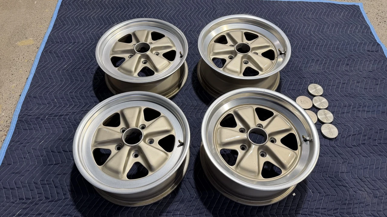 Parts & Memorabilia Fuchs Wheels - Image 5 of 31