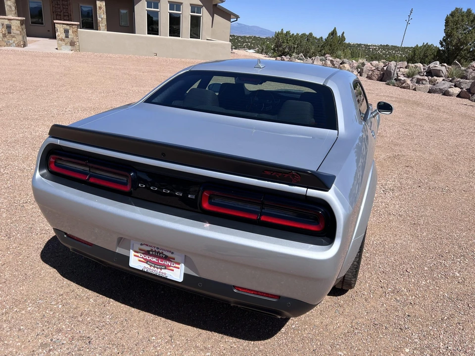 2023 Dodge Challenger SRT Hellcat 3rd Gen - Image 27 of 31