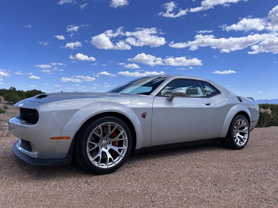 2023 Dodge Challenger SRT Hellcat 3rd Gen - Image 18 of 31