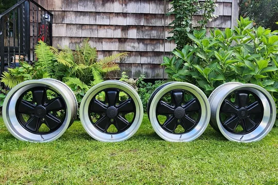 Porsche 911 Fuchs Wheels Set