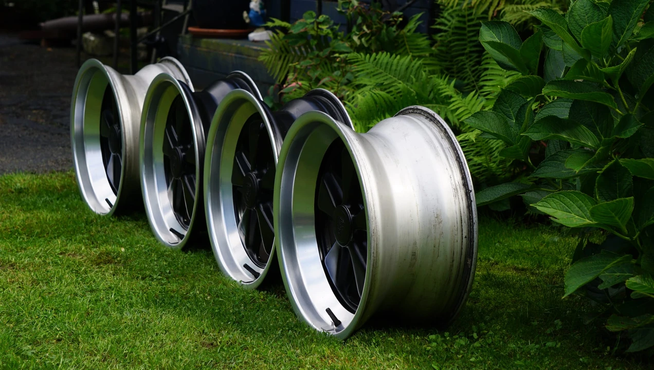 Parts & Memorabilia Fuchs Wheels - Image 13 of 31