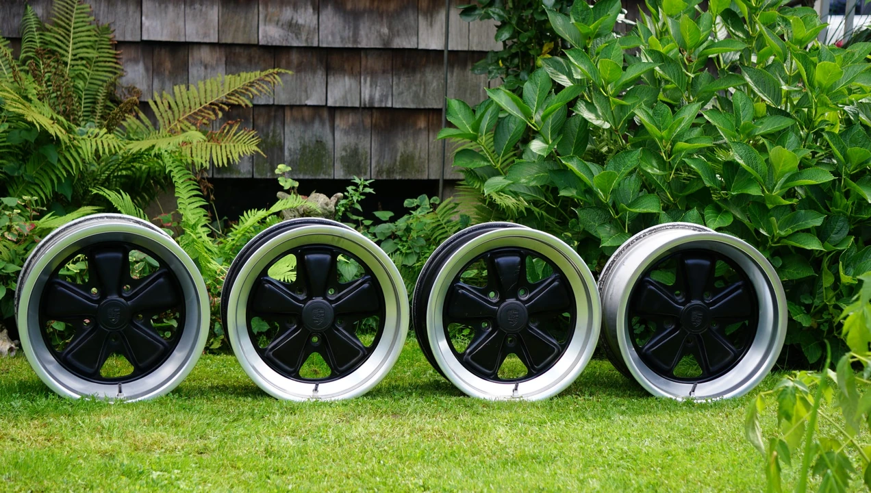 Parts & Memorabilia Fuchs Wheels - Image 2 of 31