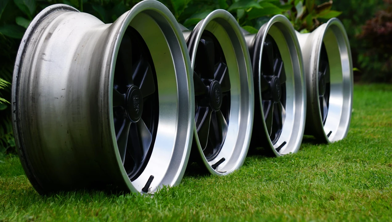 Parts & Memorabilia Fuchs Wheels - Image 10 of 31