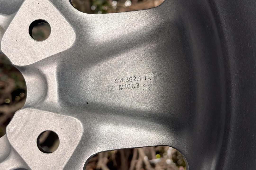 Parts & Memorabilia Fuchs Wheels - Image 3 of 3