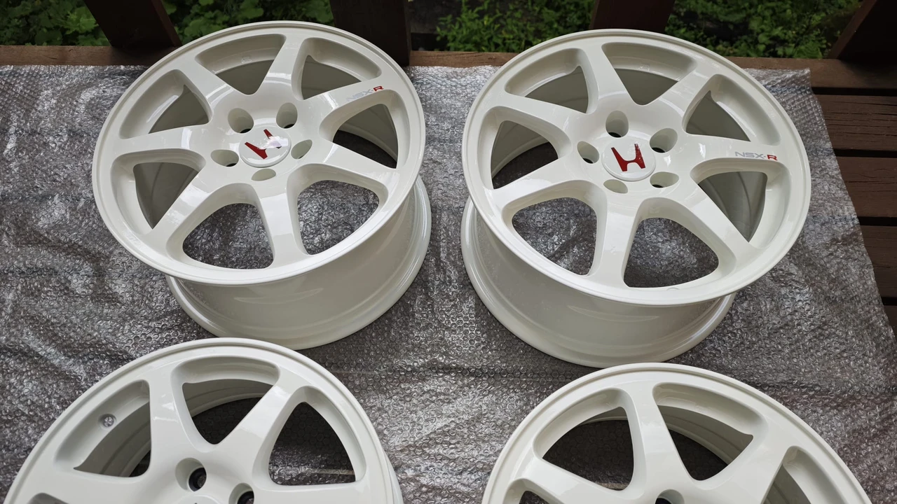 Parts & Memorabilia Other Wheels - Image 7 of 31