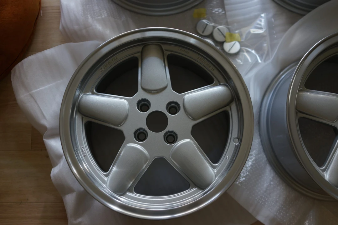 Parts & Memorabilia Other Wheels - Image 19 of 31