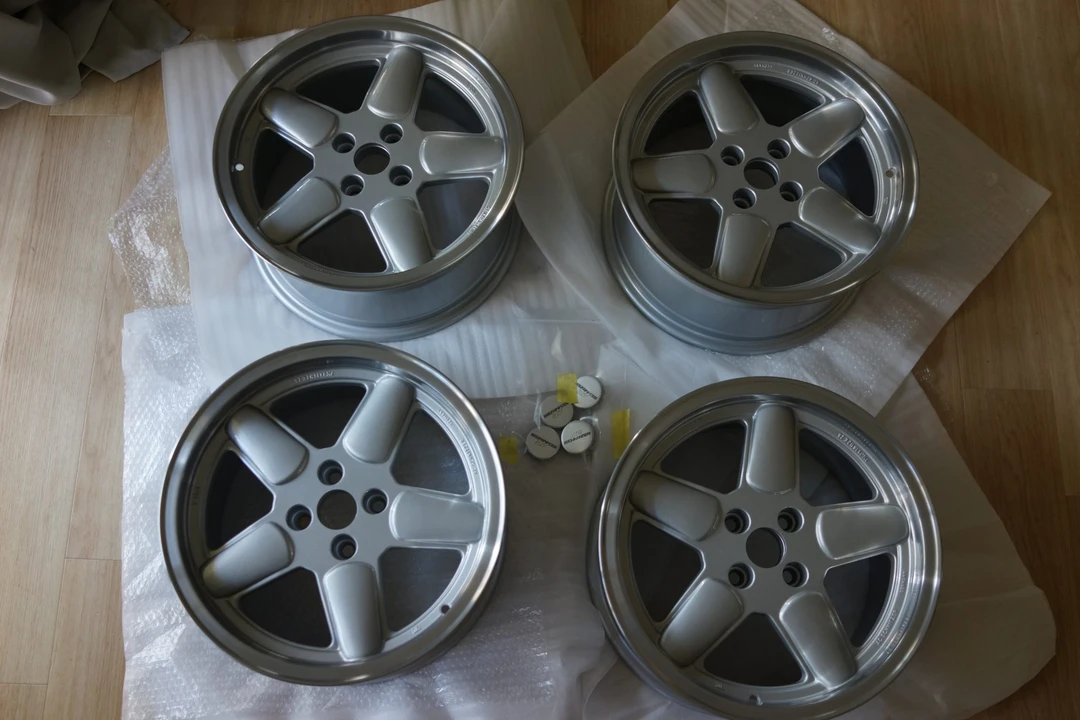 Parts & Memorabilia Other Wheels - Image 2 of 31
