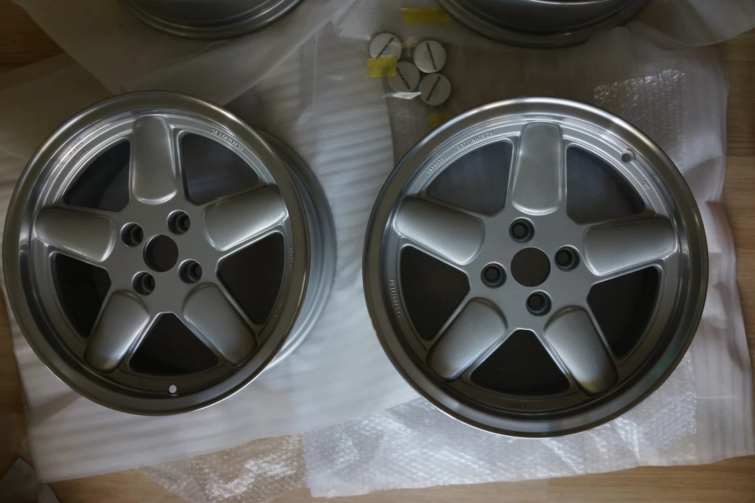 Parts & Memorabilia Other Wheels - Image 5 of 31
