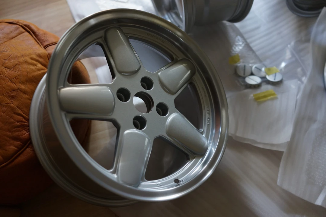 Parts & Memorabilia Other Wheels - Image 15 of 31